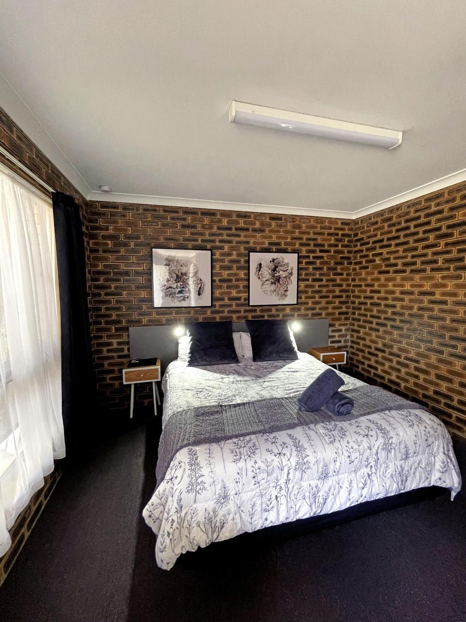 Squatters Homestead Motel Casino Exteriör bild